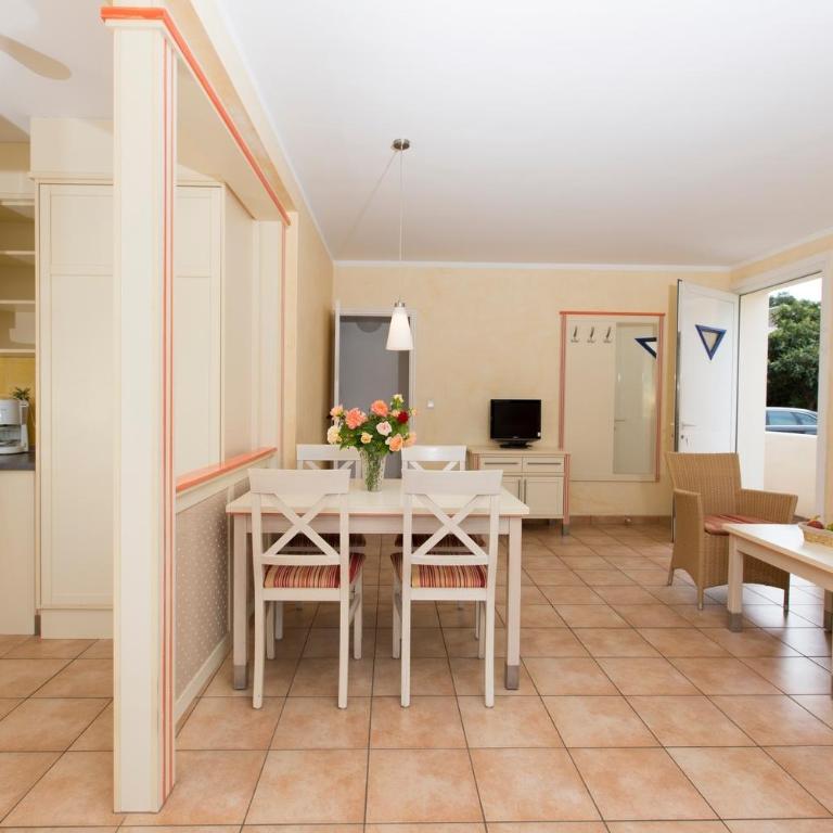 Résidence les Tourelles - Appartement 2 Chambres avec Balcon (2 Adultes) - 2