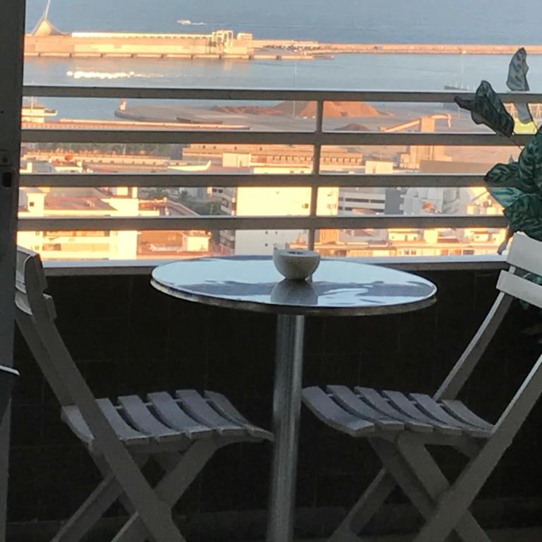 Alicante Top Sea View 29th Apts Downtown&Beach - Suite with Balcony - 8