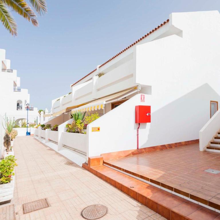 Exclusive Francy's apartment in Garden City, Sant'Eugenio - Apartamento - 25