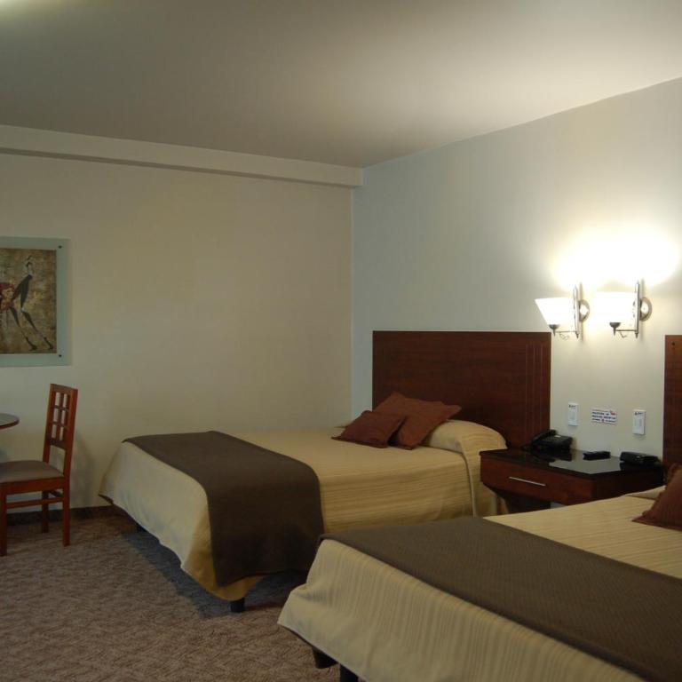 Hotel El Molino Riobamba - Habitación Doble Deluxe (2 adultos + 1 niño) - 3