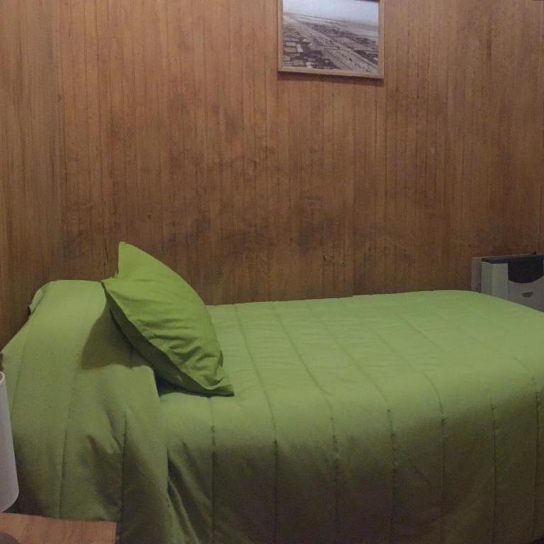 Hostal Chalet Las Violetas - Single Room with Private Bathroom - 5