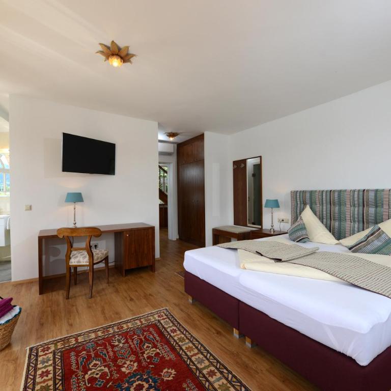 Seehotel Astoria - Deluxe Doppelzimmer mit Balkon und Seeblick - 2