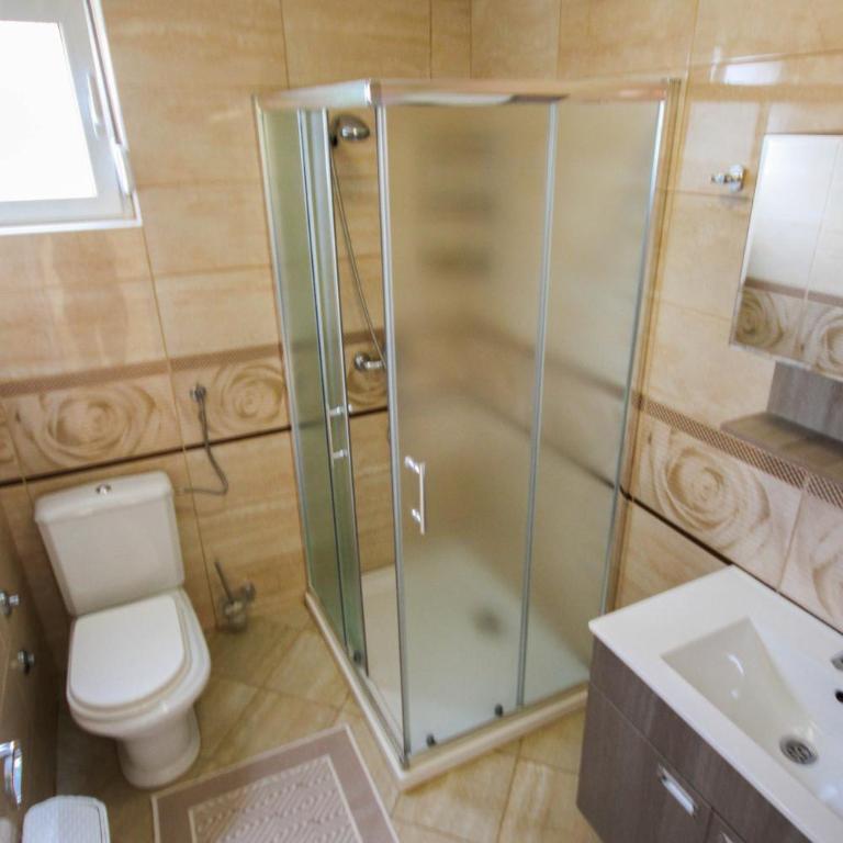 Apartaments Crown Silvia - Quadruple Room with Sea View - 4