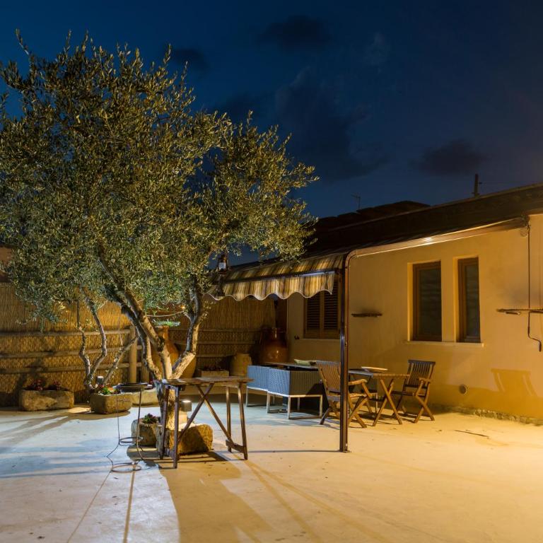La Locanda di Zì Nicola - Camera Matrimoniale con Bagno Privato - 12