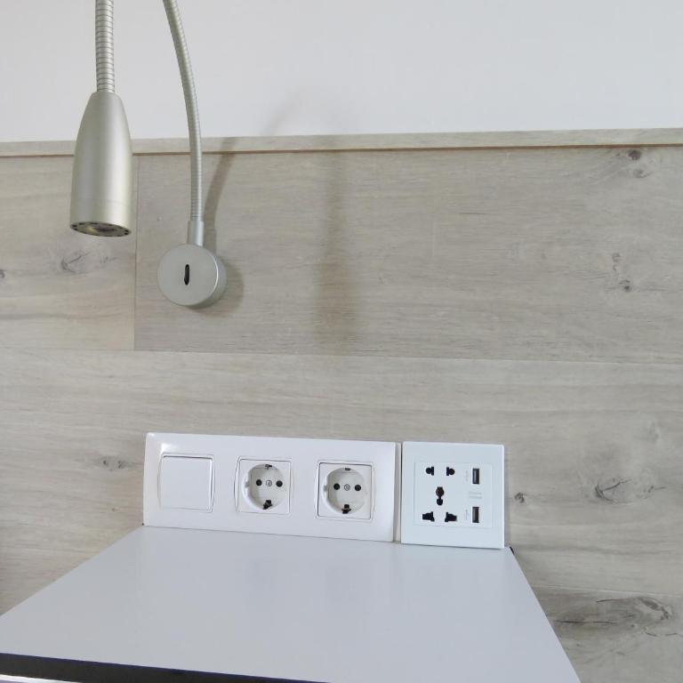 Stay Together Barcelona Apartments - Four-Bedroom Apartment - 44