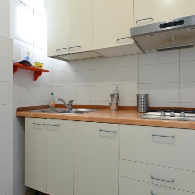 Archimede Flat - Appartement avec Balcon - 13