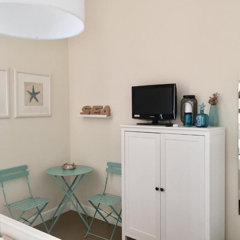 A Due Passi B&B - Camera Matrimoniale con Bagno Privato - 3