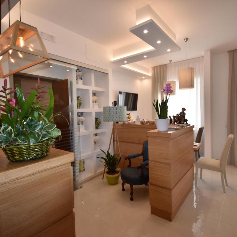 Melody Sorrento Suites - Junior Suite con Balcone - 19