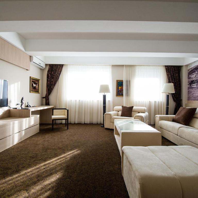 City Hotel Mostar - Presidential Suite - 26