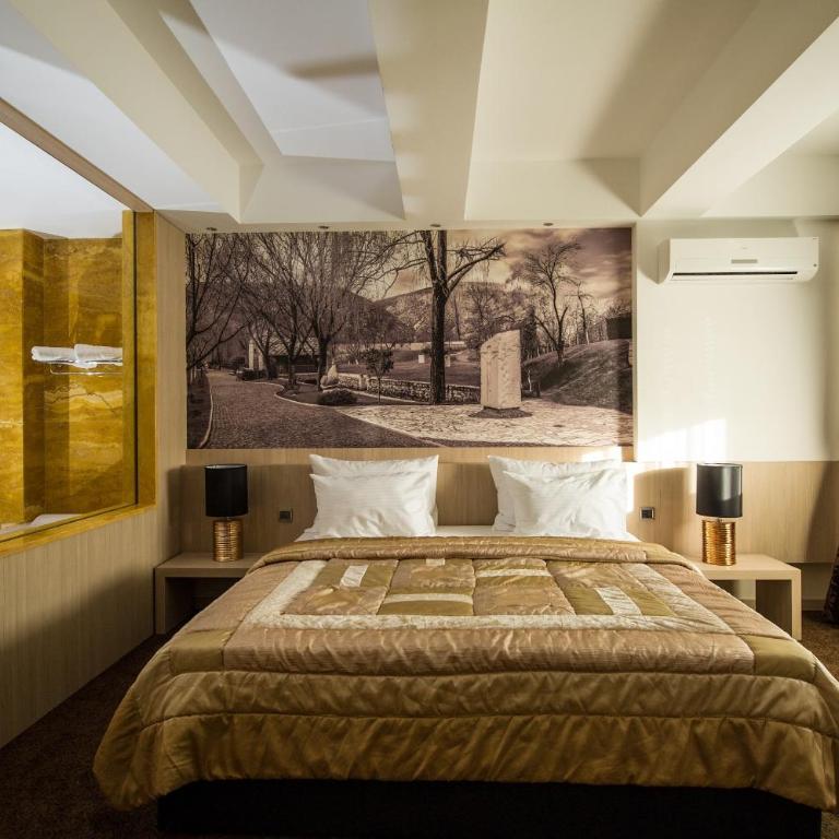 City Hotel Mostar - Presidential Suite - 24