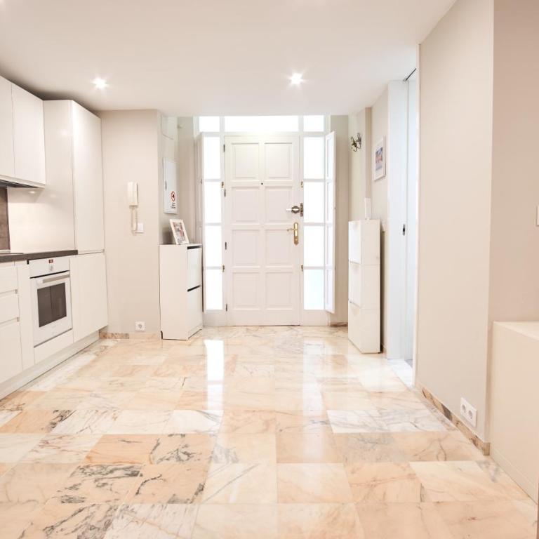 Pajaritos Palace by Valcambre - Apartamento - 18