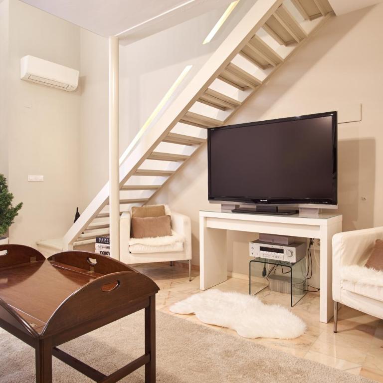 Pajaritos Palace by Valcambre - Apartamento - 5
