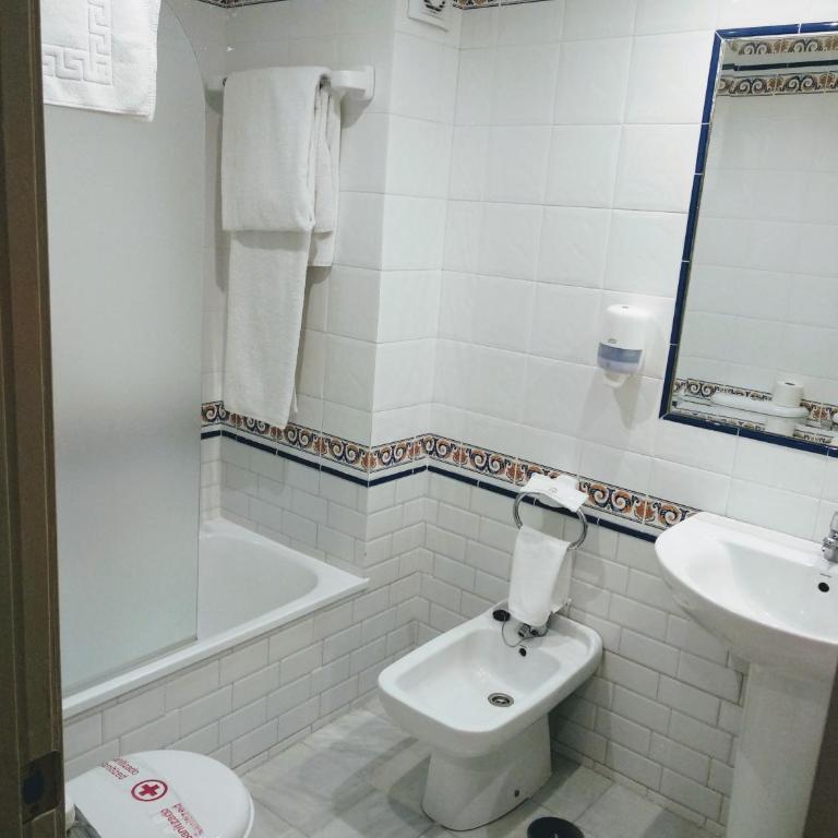 Hotel Doña Blanca - Habitación Familiar - 4