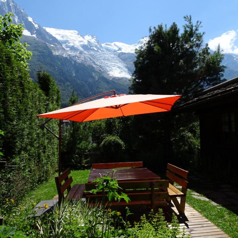 Chalet des Glaciers - Three-Bedroom Chalet - 6