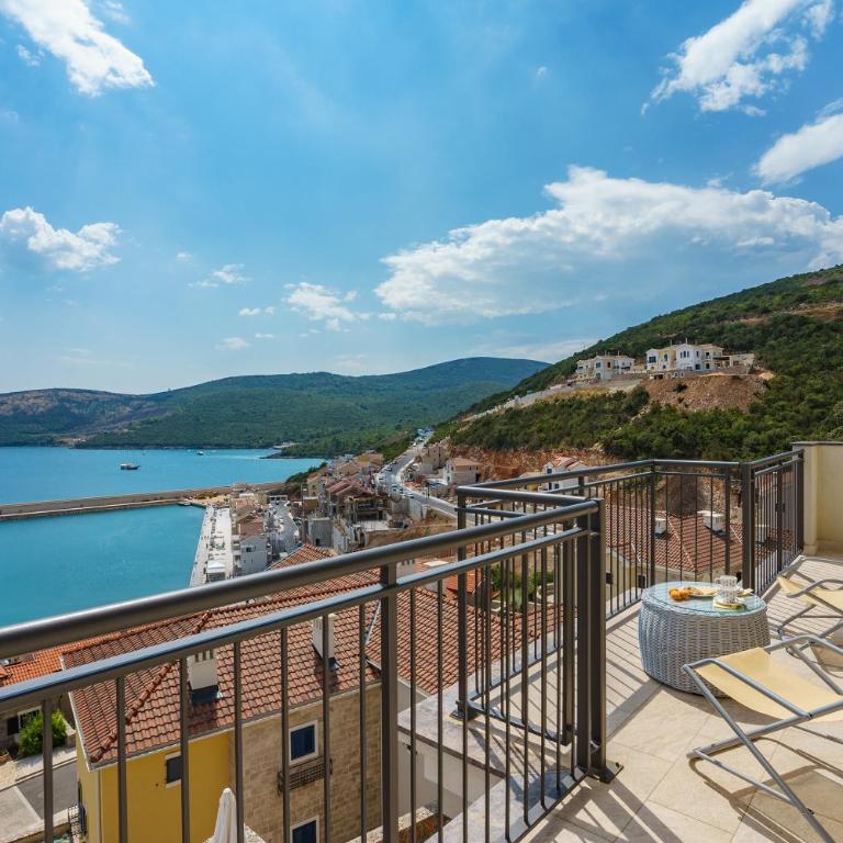 Lustica Apartments Marina Bay - Deluks Apartman - 6