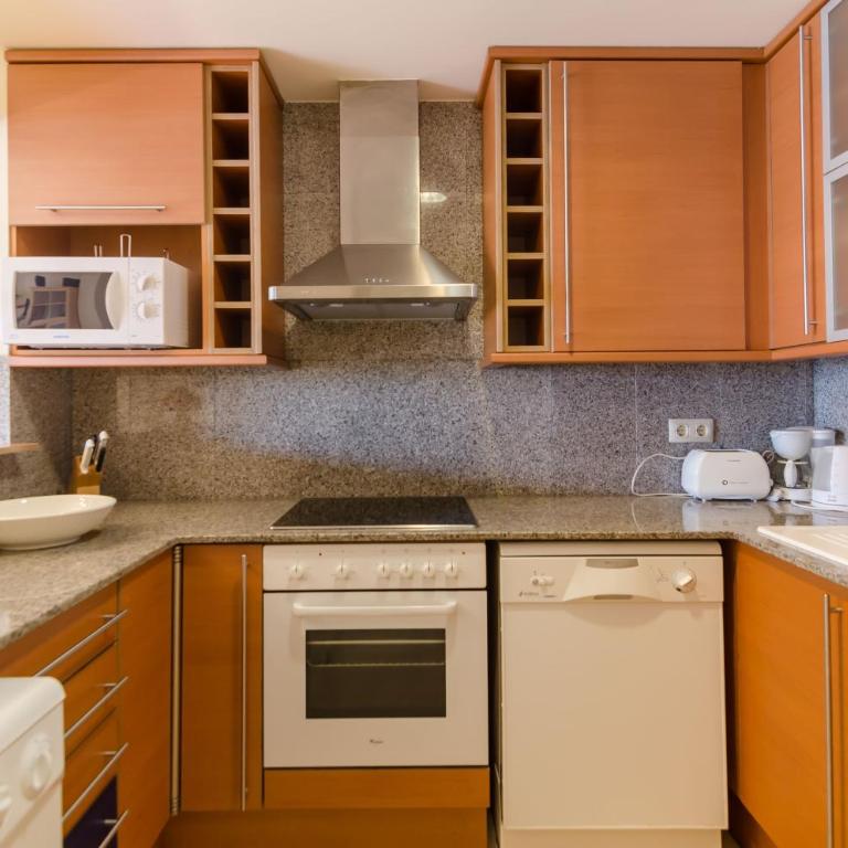 Boadella ATICO - SEAVIEW PENTHOUSE - Apartamento de 2 dormitorios - Avenida Saboadella, 26 - 4