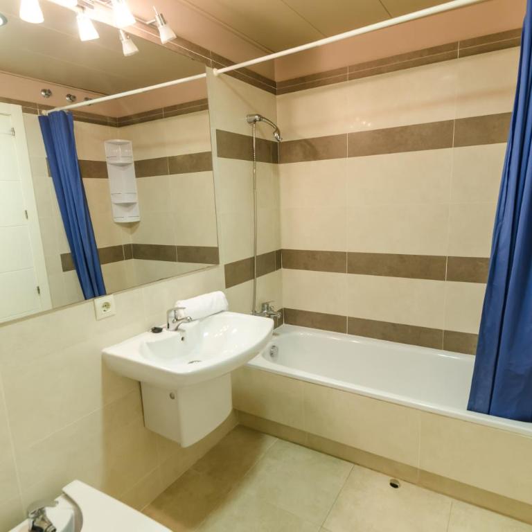 Boadella ATICO - SEAVIEW PENTHOUSE - Apartamento de 2 dormitorios - Avenida Saboadella, 26 - 17