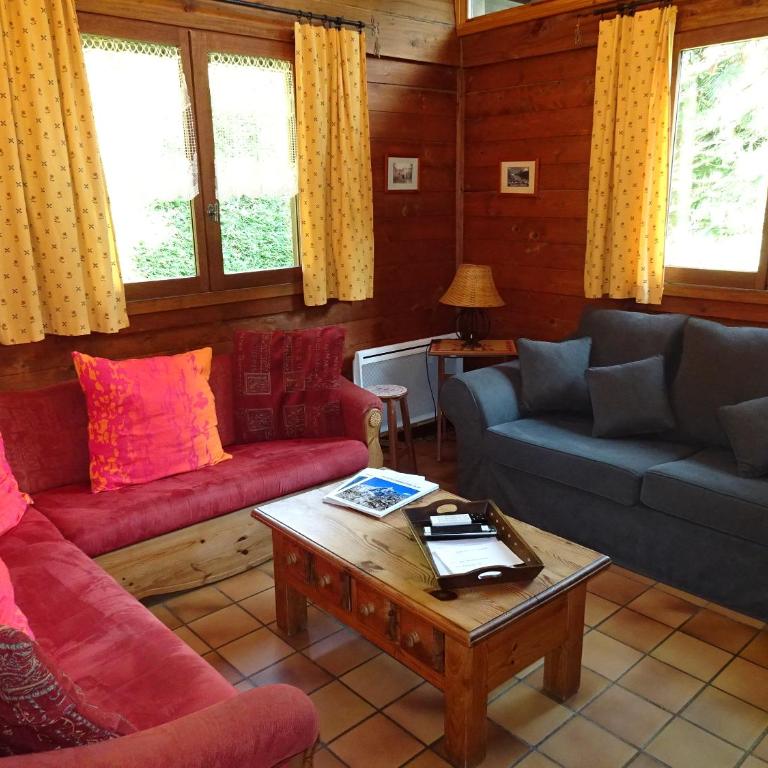 Chalet des Glaciers - Three-Bedroom Chalet - 12