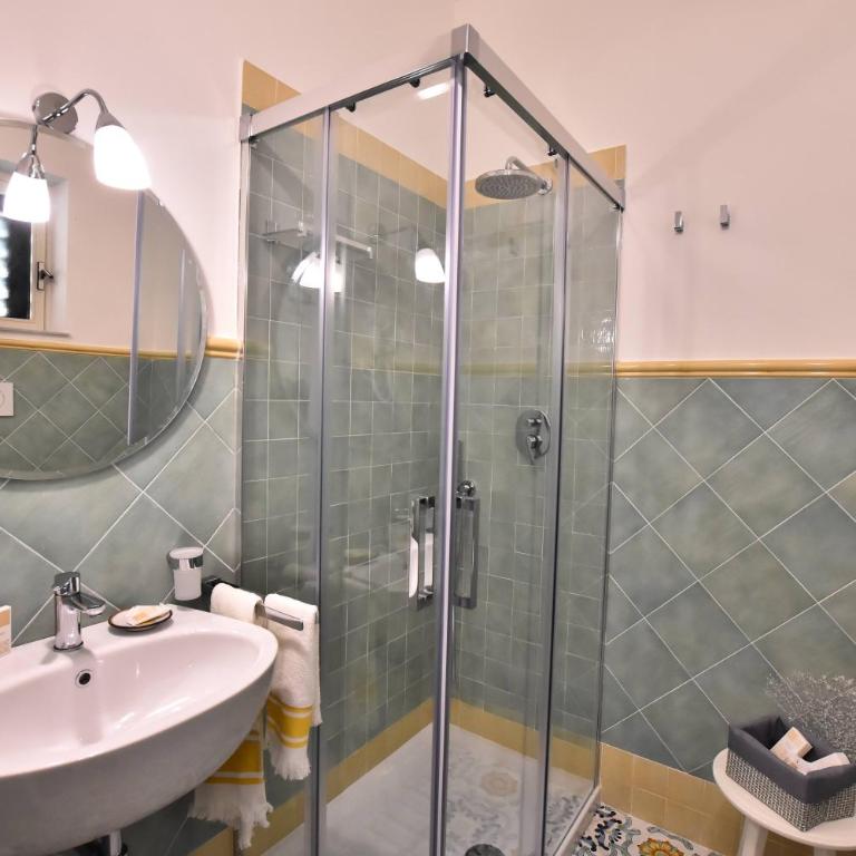 Il Gelsomino Amalfi - Camera Matrimoniale/Doppia con Letti Singoli con Bagno Privato - 6