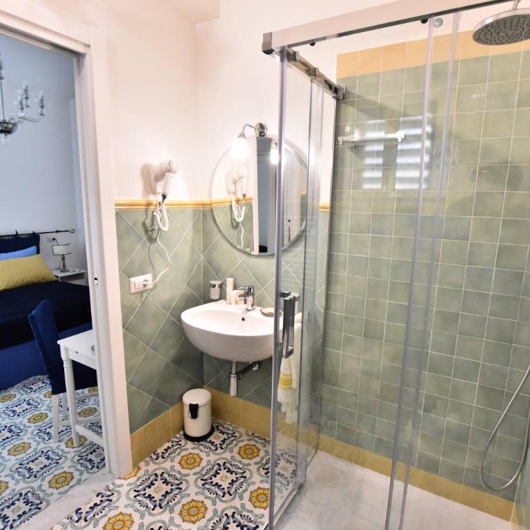 Il Gelsomino Amalfi - Camera Matrimoniale/Doppia con Letti Singoli con Bagno Privato - 7