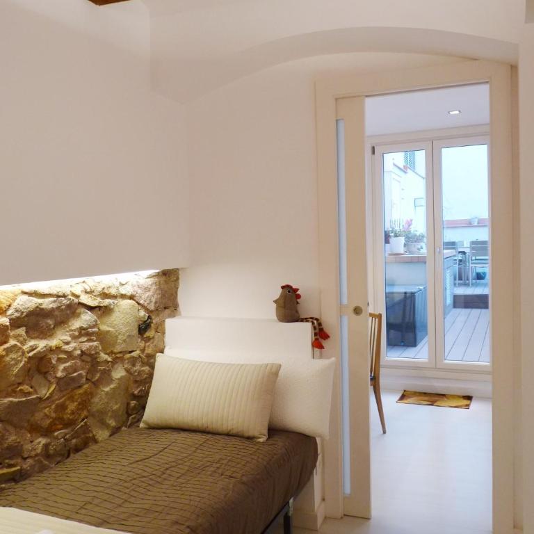 Poble Sec Apartments - Two-Bedroom Apartment - 10