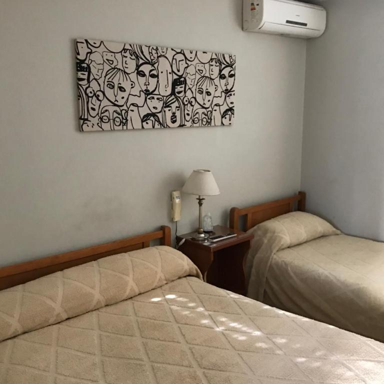 Hotel Ro Che Hil Tandil - Habitación Triple Estándar - 5