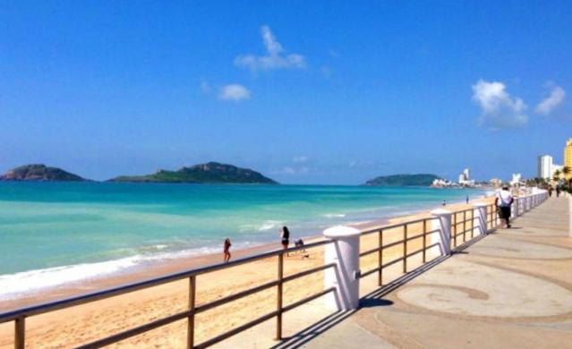 Departamento Centrico Mazatlan a 2 cuadras de la playa, Close to the beach - Apartment - 5