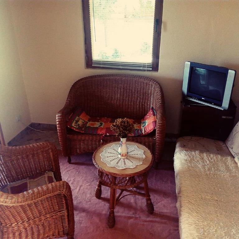 Sunny Paradise - Vacation Home - 20
