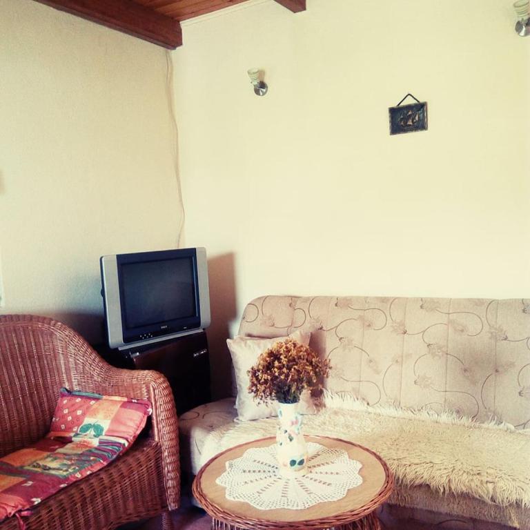 Sunny Paradise - Vacation Home - 21