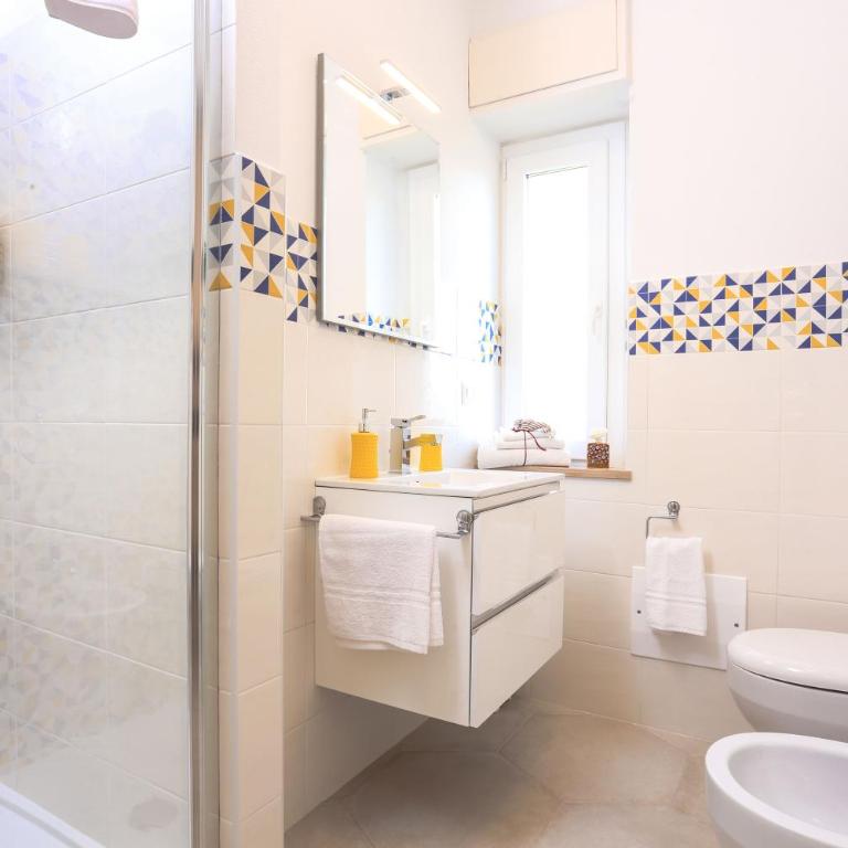 Rosso di Mare Guest House Alghero - Camera Deluxe - 9
