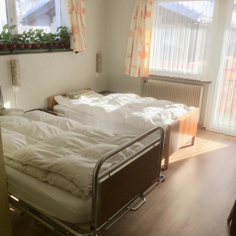B&B Haus Granit Saas Grund - Doppelzimmer - barrierefrei - 10