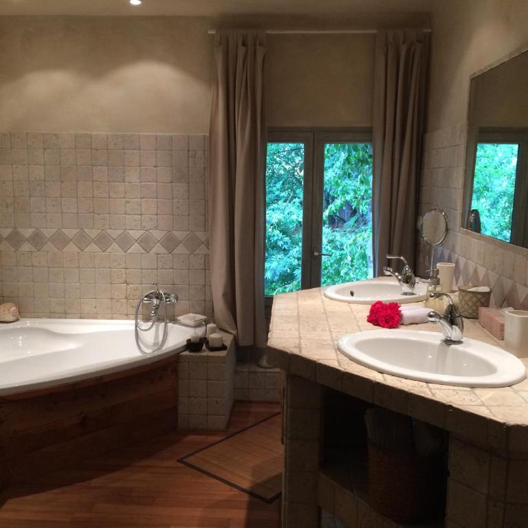 Le Val d'Ailleurs - Habitación Doble con baño privado externo - 3