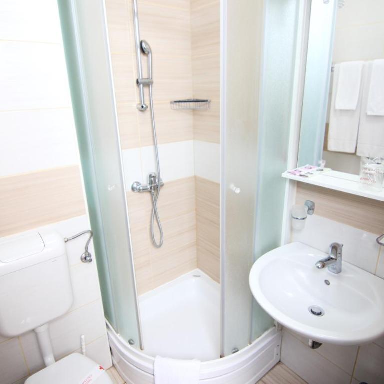Hotel Grand - Jednokrevetna Soba - 2