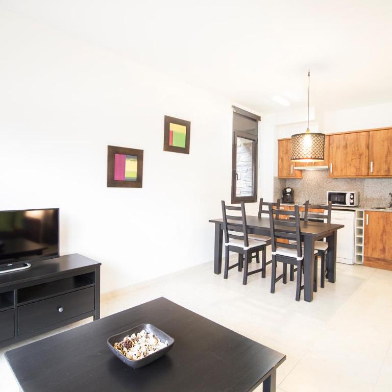Apartaments Les Terrasses del Tarter - Apartment mit 2 Schlafzimmern und Balkon - 39