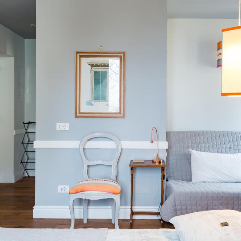 Guest House Poerio88 - Camera Familiare con Bagno - 4