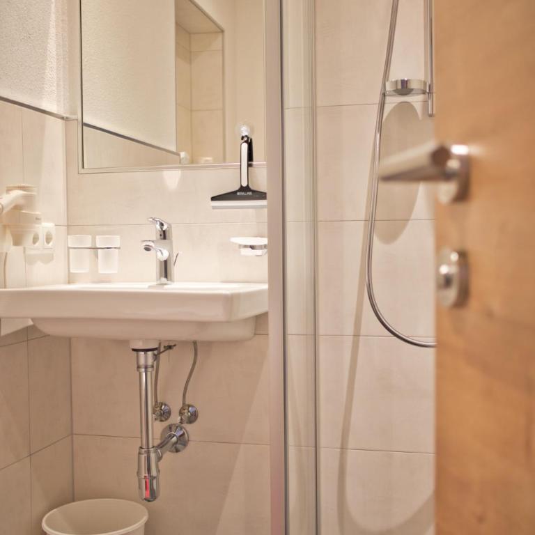 Apart Felsenhof - Apartment mit Balkon - 17