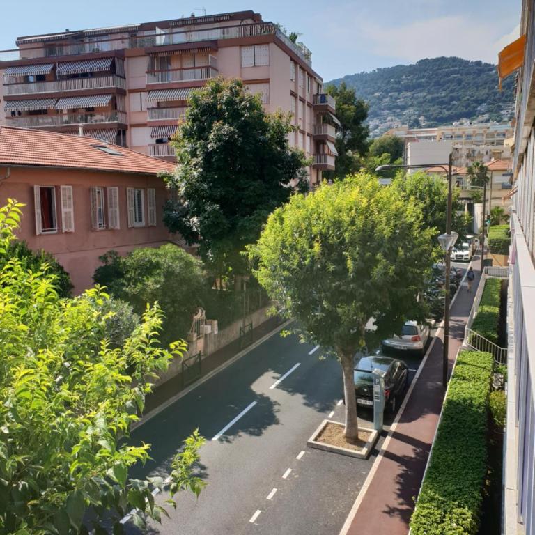 Beautiful studio near sea (free parking) - Appartement - 22