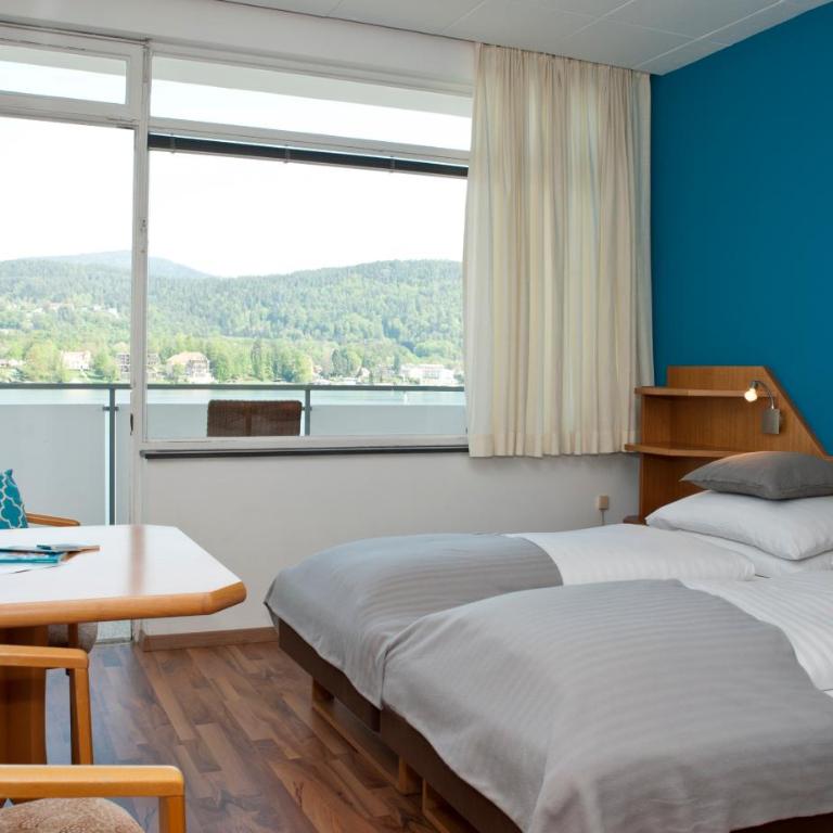 Tennis & Yacht Hotel Velden - Doppelzimmer mit Balkon - 6