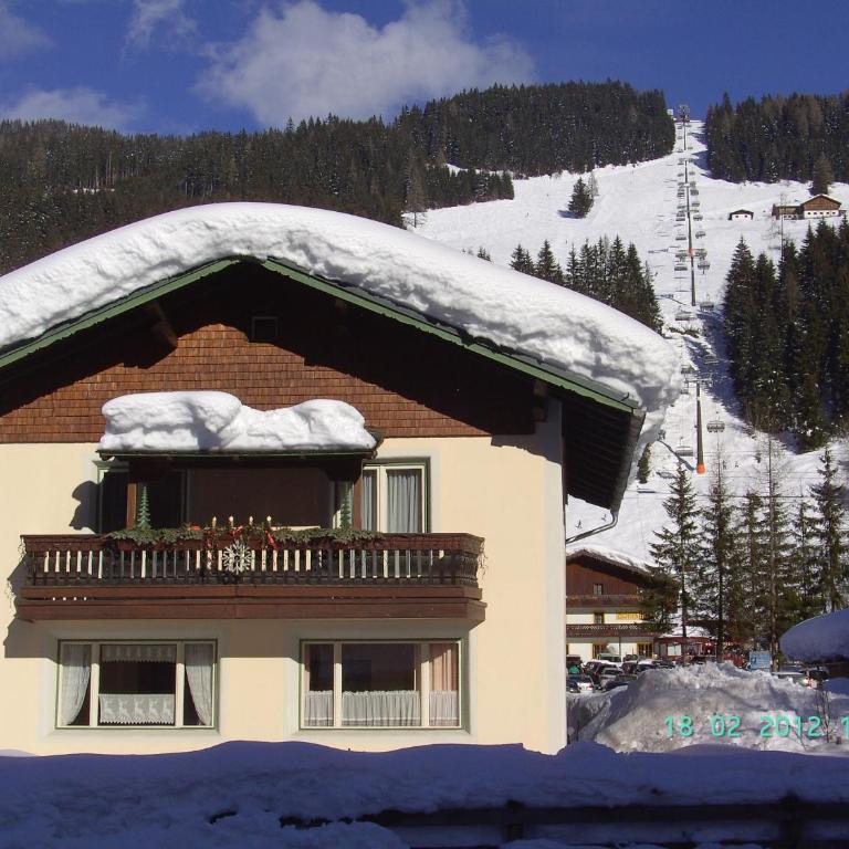Ferienhaus Försterlisl - direkt beim Skilift - Chalet - 4