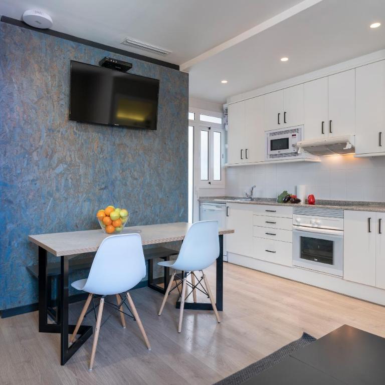 Habitat Apartments Cool Jazz - Two-Bedroom Apartment - 3
