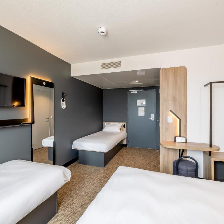 B&B HOTEL Bordeaux Centre Gare Saint-Jean - Chambre Quadruple - 2