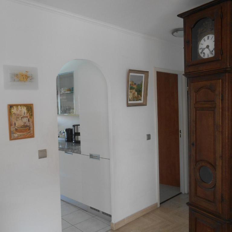 Appartement Le France - Vacances Côte d'Azur - Appartement - Vue sur Piscine - 11