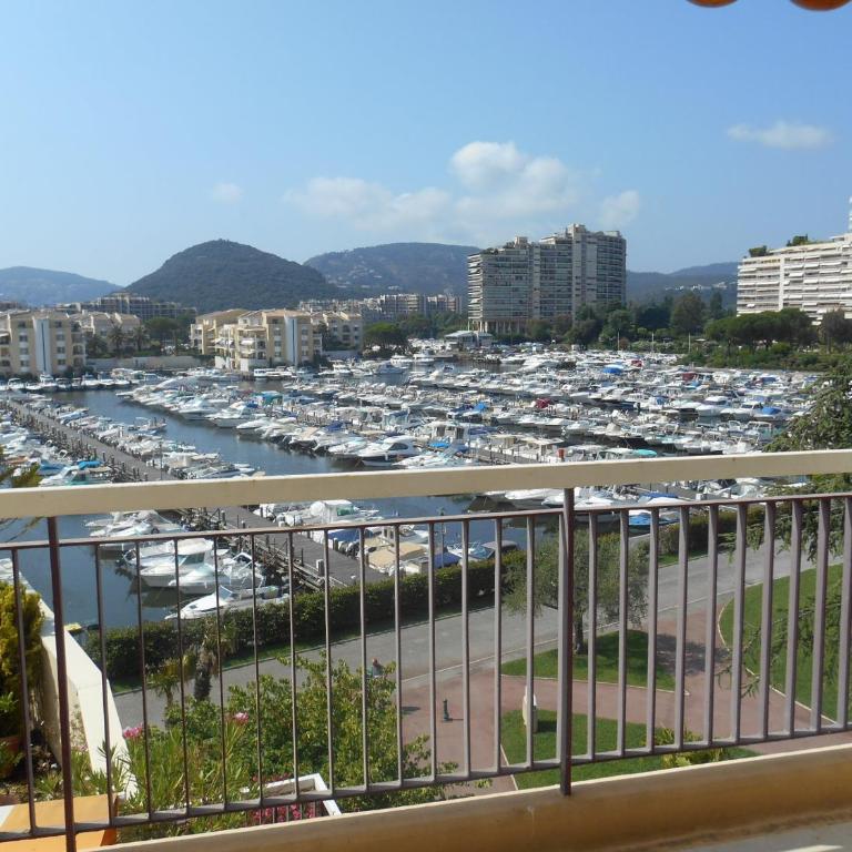 Appartement Le France - Vacances Côte d'Azur - Appartement - Vue sur Piscine - 25