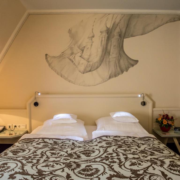 Best Western Premier Hotel Rebstock - Standard Doppelzimmer - 4