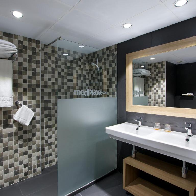 Medplaya Hotel Rio Park - Habitación Familiar - 8
