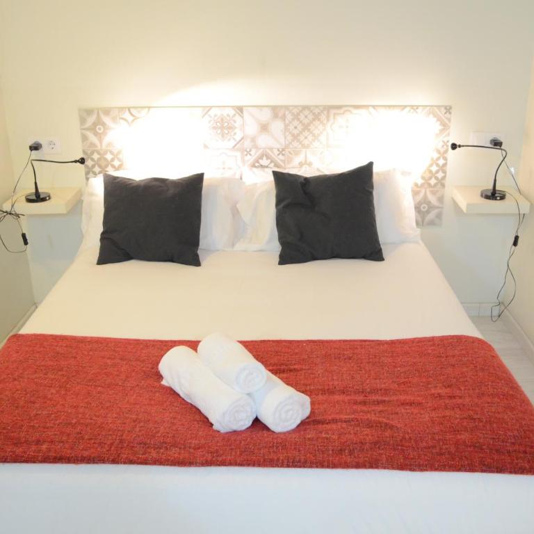 Poble Sec Apartments - One-Bedroom Apartment - 11
