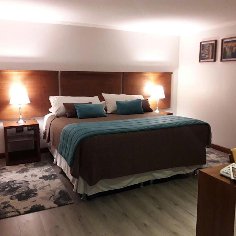 Hotel D&V Concepción - Habitación Deluxe con cama extragrande - 1