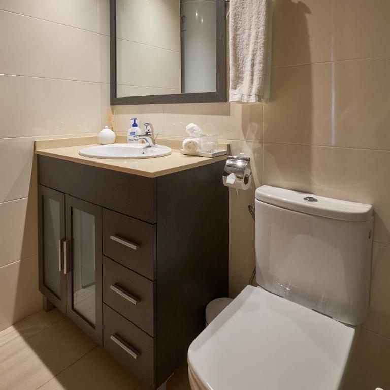 Little Home Girona - Apartamento de 2 dormitorios - 23