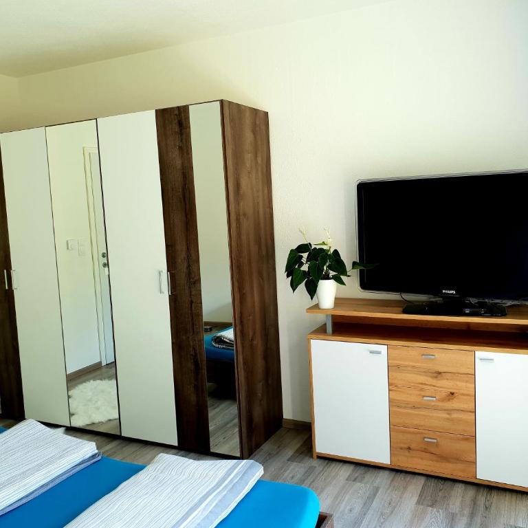 Ferienwohnung Colleen - Apartment with Garden View - 17