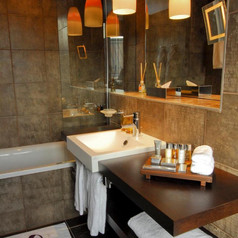 Eastwest Hôtel by Malone - Chambre Double ou Lits Jumeaux Supérieure - 3